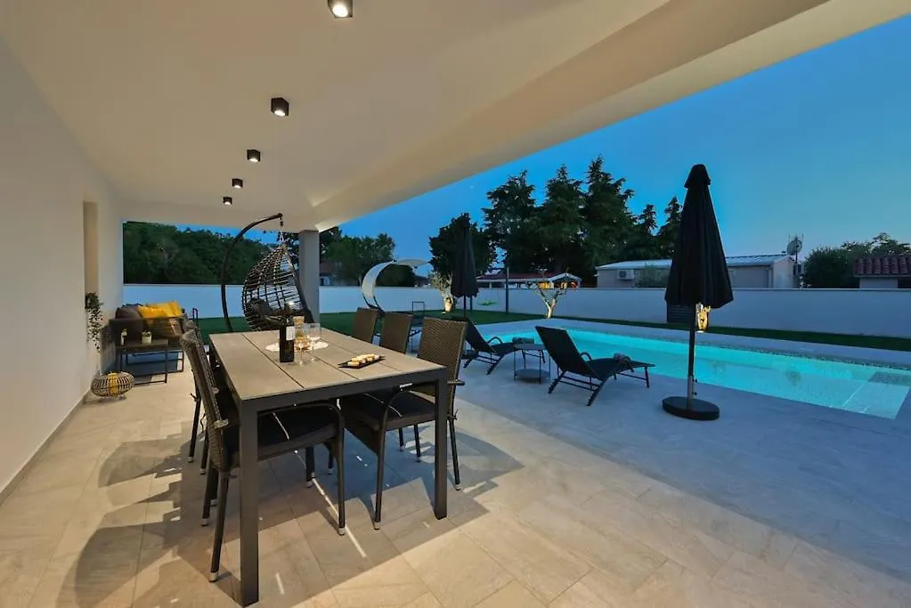 Villa Natali By Istrialux Peroj Croatia