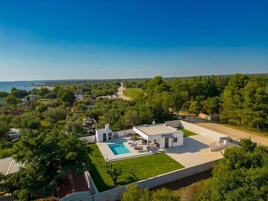 Villa Natali By Istrialux Peroj Croatia